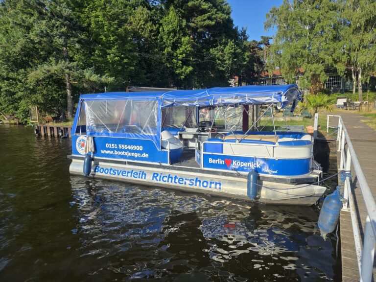 Karibik Floß in Berlin Schmöckwitz führerscheinfrei mieten für 12 Personen