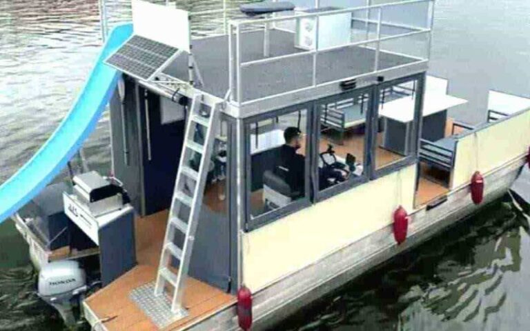 Eventfloß mieten in Berlin Köpenick führerscheinfrei für 16 Personen