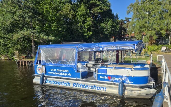 Karibik Floß in Berlin Schmöckwitz führerscheinfrei mieten für 12 Personen